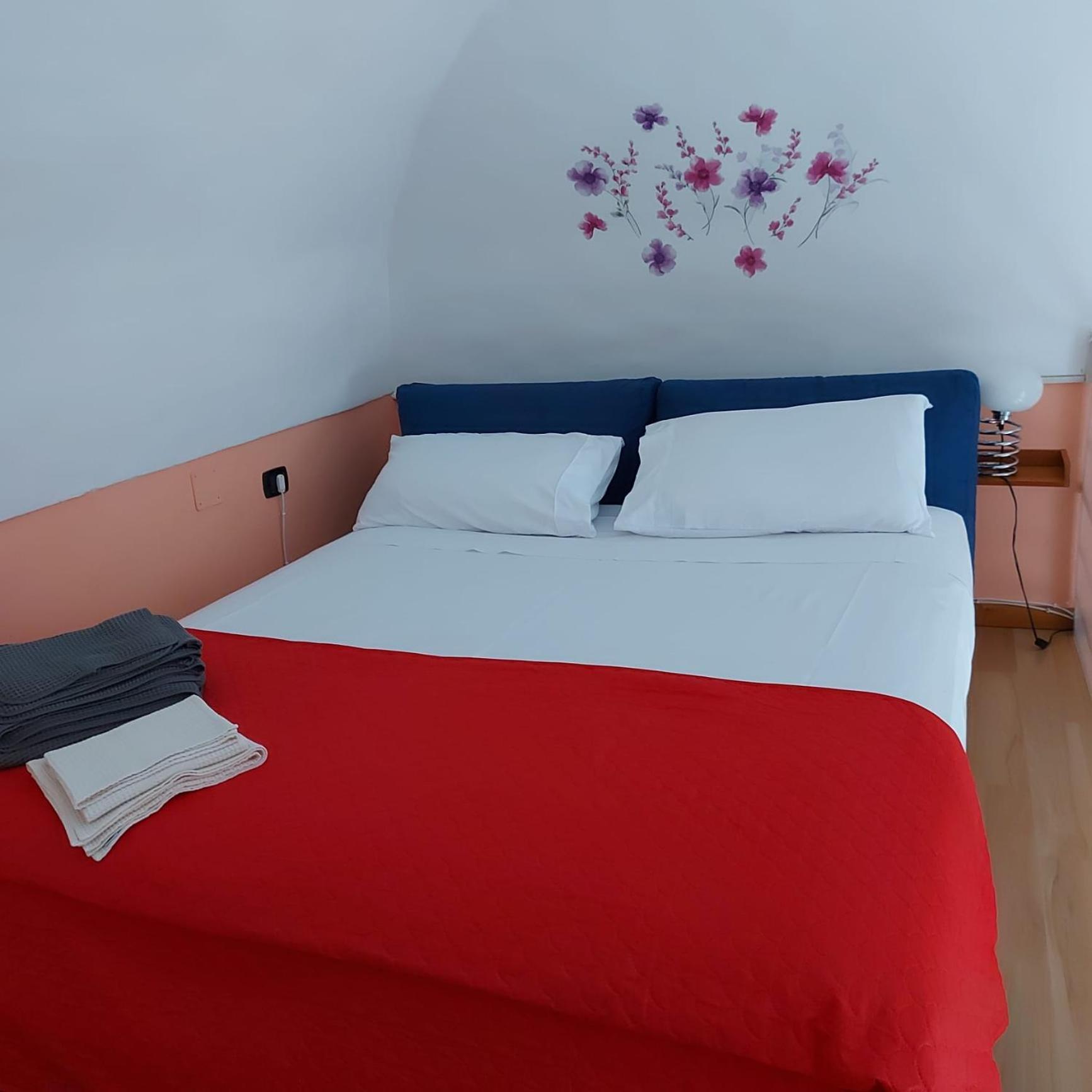 Apartamento La Solution 2023 Vico Equense Exterior foto